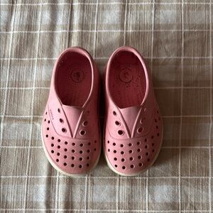 Pink Toddler Natives - Size 7